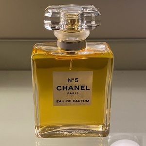 Chanel N°5 Eau De Parfum